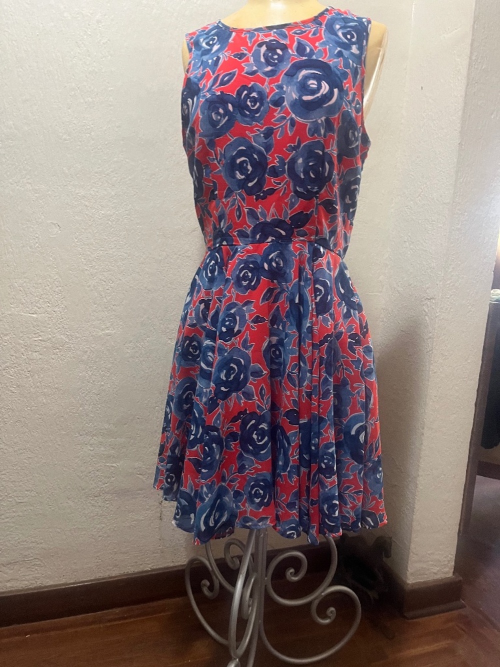 Pretty dress in blue and orange